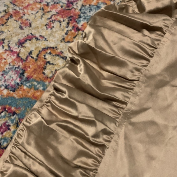 Gold pencil skirt - Picture 3 of 4